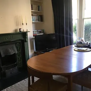  Holiday home Stylish Two Large Double Bedroom House In With On Street Parking United Kingdom